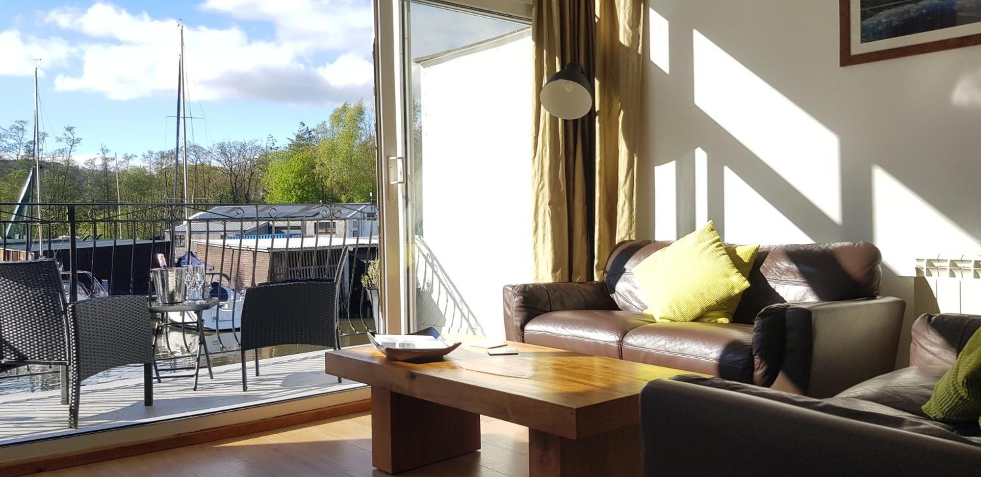Marina Boathouse, Lake Windermere Lets Bowness-on-Windermere Exterior photo