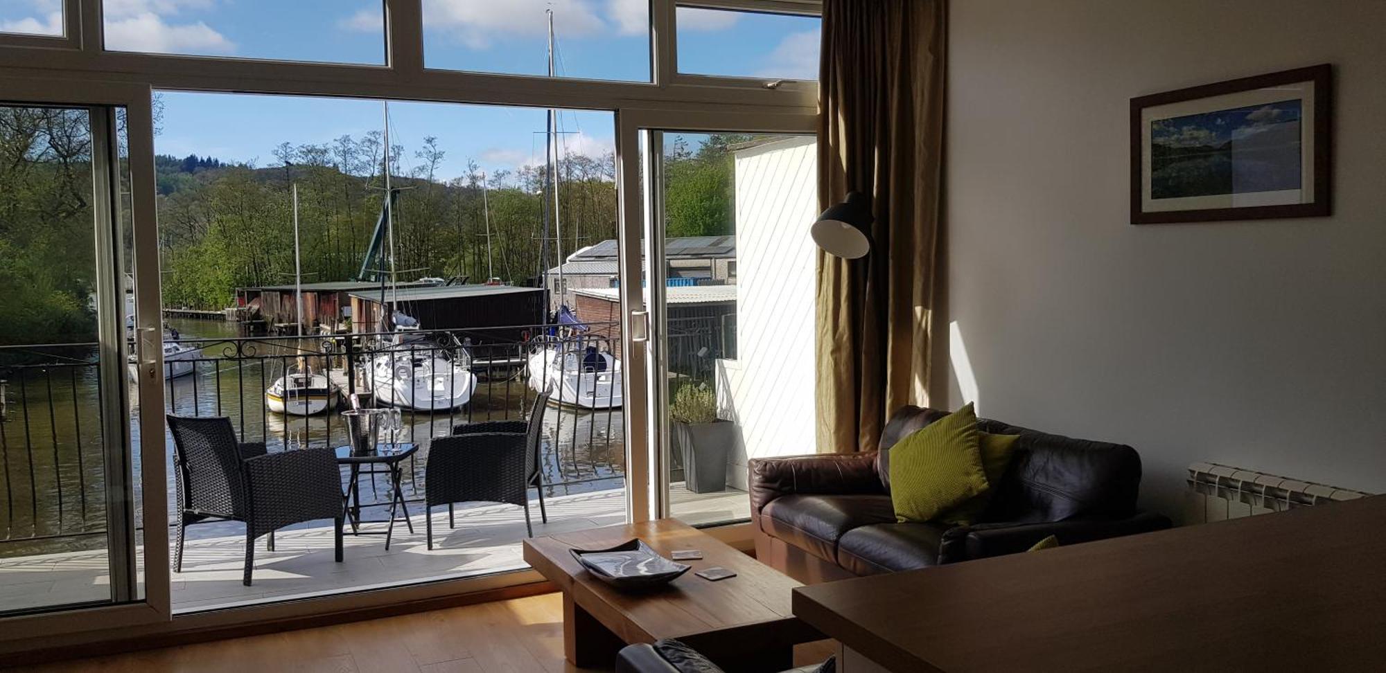 Marina Boathouse, Lake Windermere Lets Bowness-on-Windermere Exterior photo